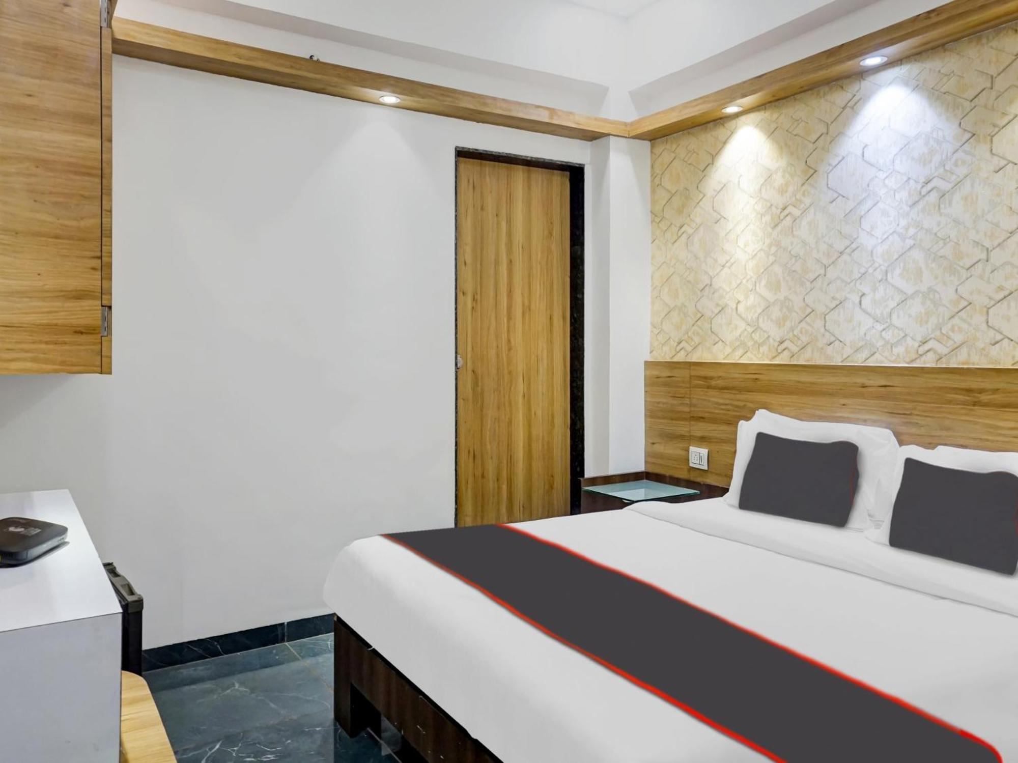 Collection O Galaxy Stay Pune Exterior foto